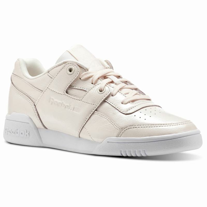 Tenisi Reebok Workout Lo Plus Iridescent Dama Roz/Albi Romania LM2151YJ